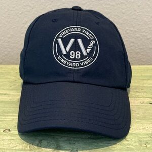 NWT Vineyard Vines Logo Performance Baseball Hat